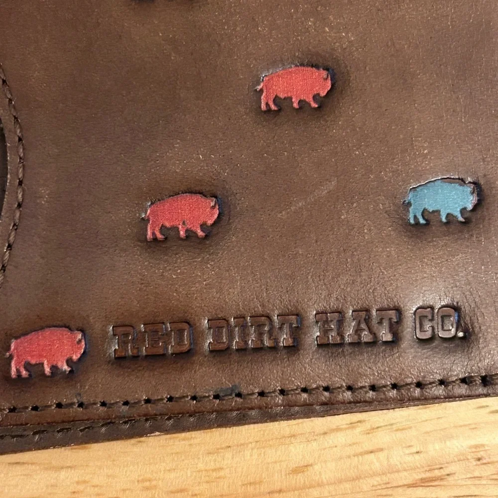 RED DIRT BIFOLD WALLET BISON PATTERN